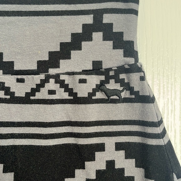 PINK SKIRT - Picture 2 of 4